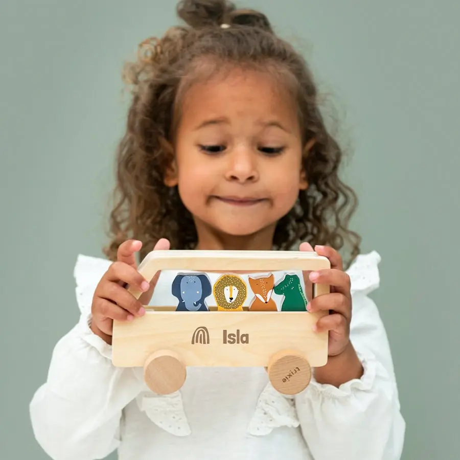 Autobus degli Animali con Nome