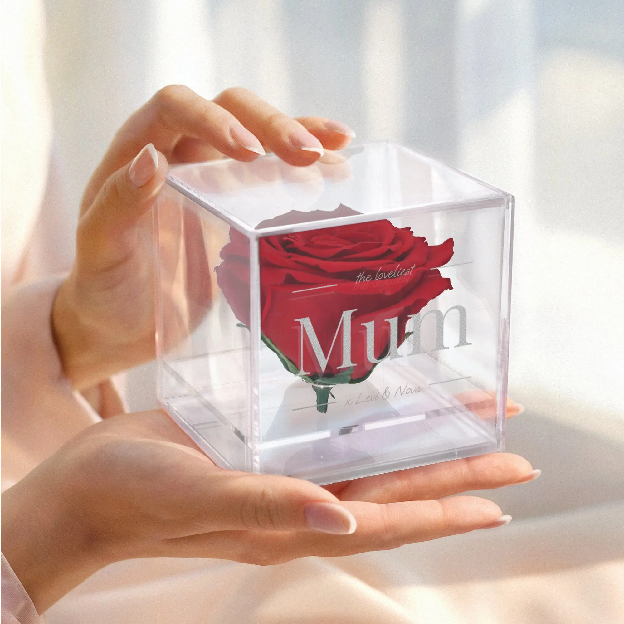 Rosa eterna in custodia di plexiglas incisa